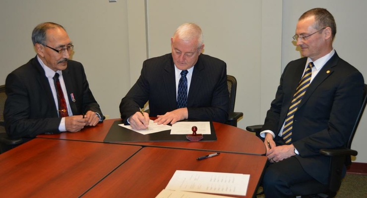 2014-05_photo_fin_nta_signing_of_nta_collective_agreement.jpg